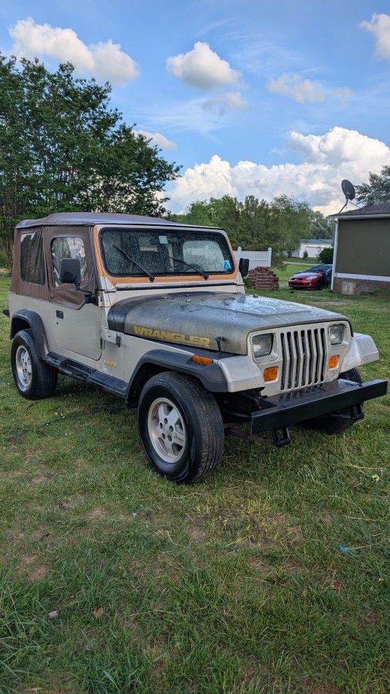 1995 Jeep Wrangler, Rio Grande Edition, Clean Title