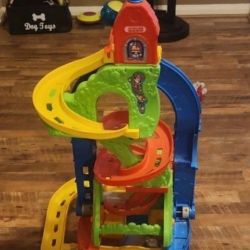 Fisher-Price Little People Sit 'N Stand Skyway 2-In-1 Vehicle Racing Playset