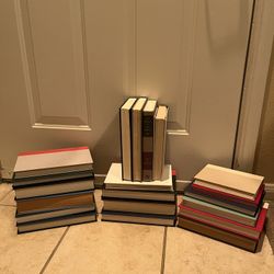 Books To Stage A Bookshelf 