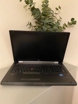 HP EliteBook 8770w with 1GB Graphics, 17.3 inch Screen, and Webcam