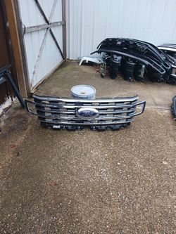 2018-2021 Ford Expedición Chrome Grill OEM 