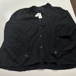 Women’s Short, New W/Tags.  Banana Republic, XL