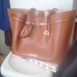 Michael Kors Tote