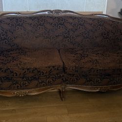 Vintage Victorian Sofa $300 Brea