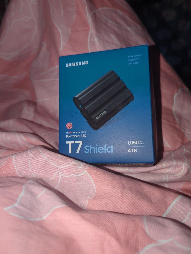 4 TB T7 SAMSUNG NUEVO CELLADO