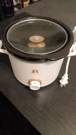 Slow cooker