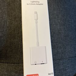 Apple Charger / Aux