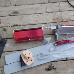 Angle Head, Box, Pump, Extra Box & Pump Parts.