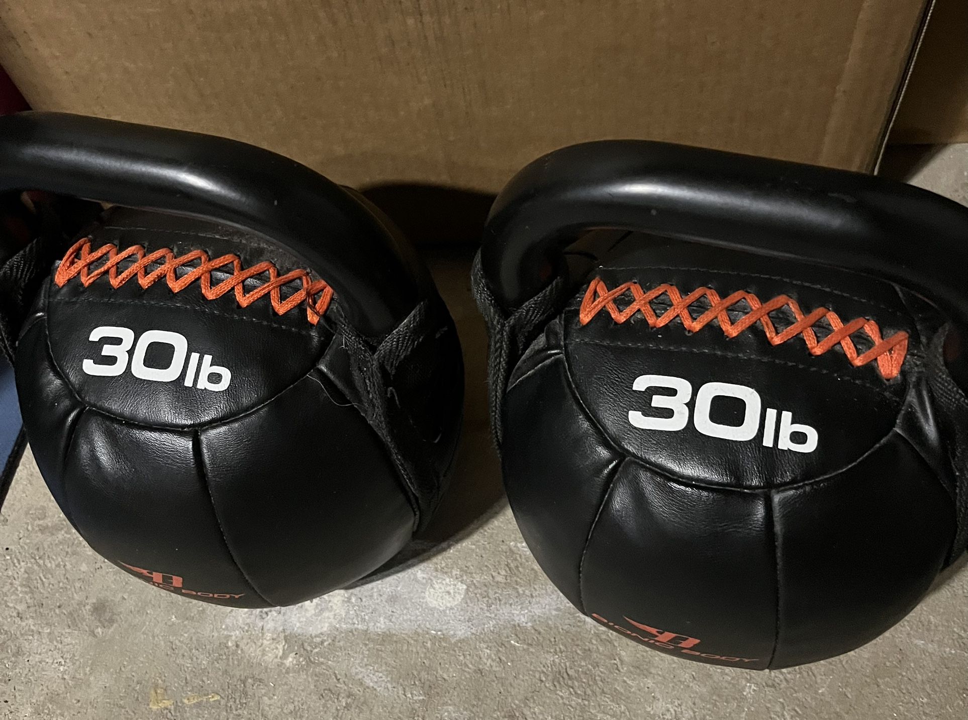 Pair Of 30 Lb Bionic Body Soft Kettlebell ( New )