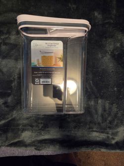 Mainstays 18.5 Cup Cereal Dispenser Food Storage Container Airtight Flip-Top Lid NEW