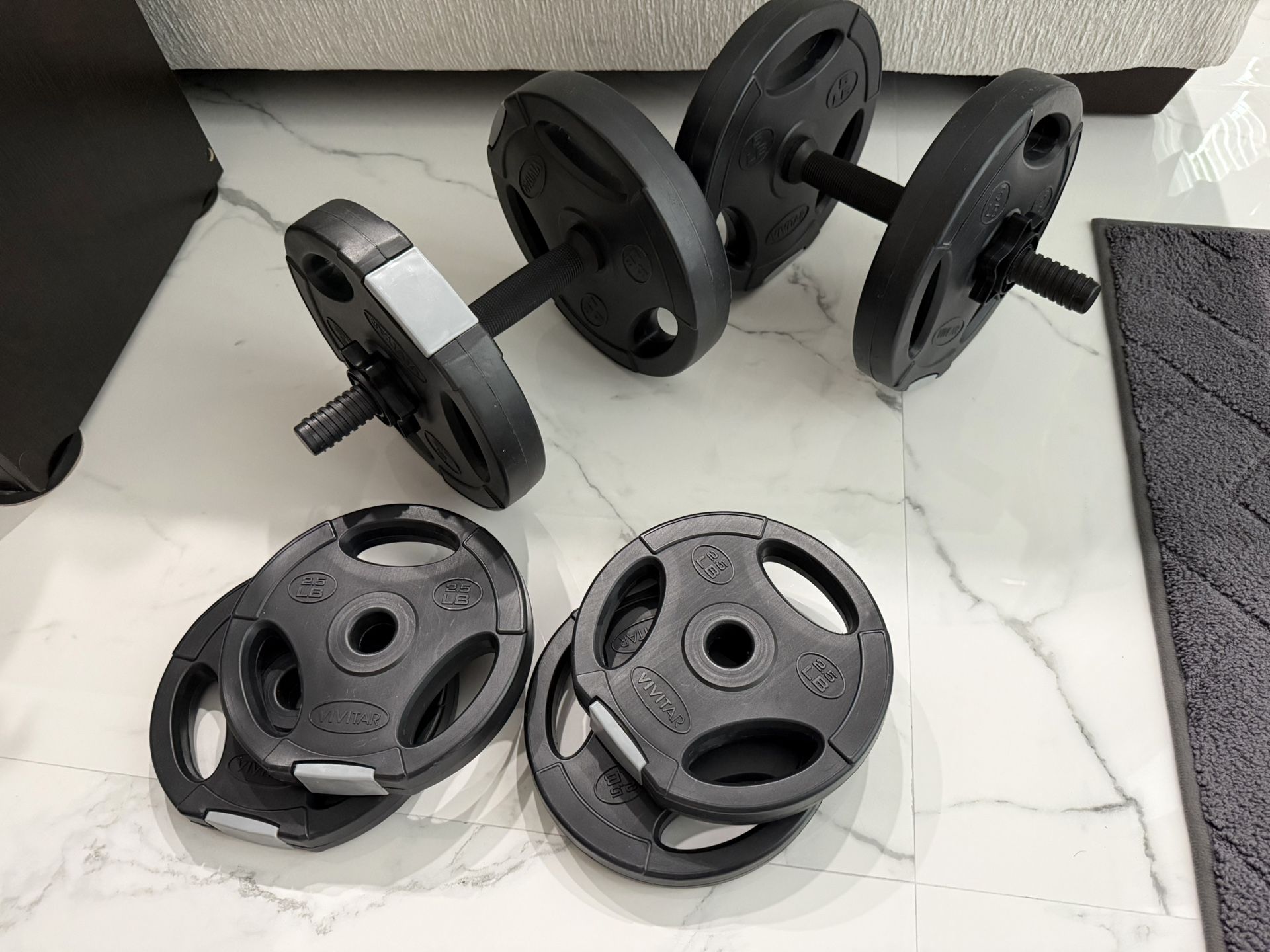 Adjustable Dumbbell Set