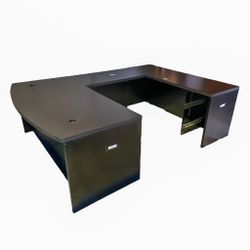 Executive Desk, Bookshelf, Filing Cabinet (Full Office Setup)
