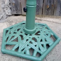 Beautiful Bamboo Heavy Duty Cast Iron Umbrella Stand 