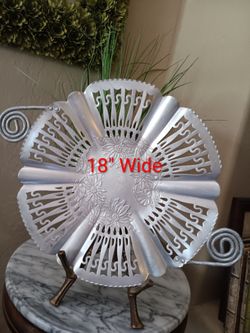 Vintage Farber & Shlevin 1758 Hand Wrought Round Aluminum with Handles. Beautiful Condition