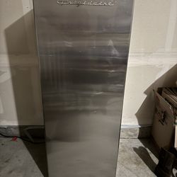 Freezer Frigidaire