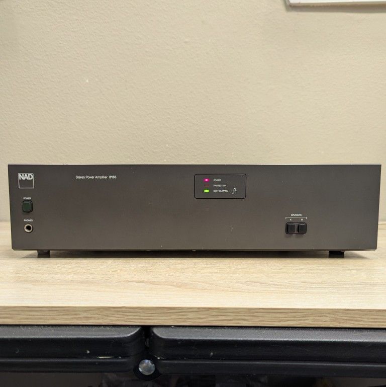 NAD Electronics 2155 Stereo Power Amplifier