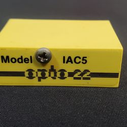 @CHV.   OPTO 22  MODEL IAC5A  MODULE