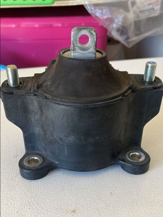 Front Motor Mount 2017 Honda Accord Sport