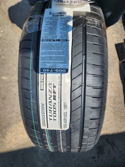 245 45 18 Bridgestone Runflat