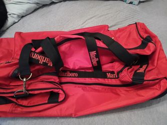 Malboro vintage travel bag