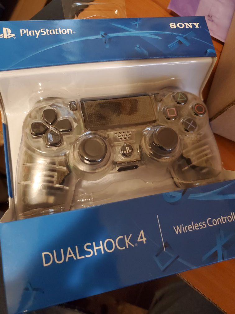 New Ps4 controller Dual Shock 4