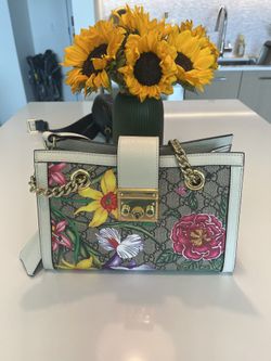 Gucci Flora 498156 Purse