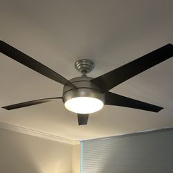 Hampton Bay 52” Ceiling Fan