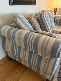 Walter E. Smithe couch