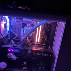 High-End Gaming PC w/ RTX 4070, Intel i7-12700KF, 32GB DDR5 + 4K Monitor = Ready to game