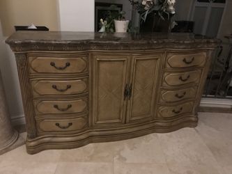 Michael Amini Gorgeous Dresser / buffet with a mirror