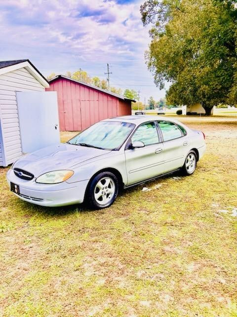 2002 Ford Taurus