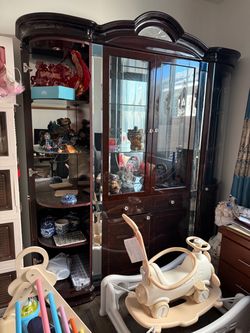 Dark Wood Glass Display Cabinet – Needs Repair