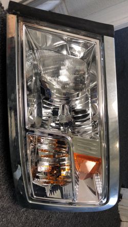 2008-2011 Dodge Dakota Chrome Halogen Headlight