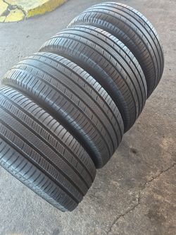 265 60 18 MICHELIN PREMIER LTX