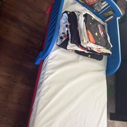 Toddler Bed w/mattress, blanket, sheets and pillow case