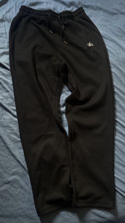 Alo Sweatpants