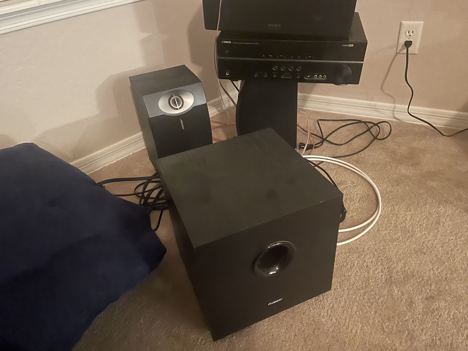 Home Theater Great Deal 3.1 Bose Speaker Set Up