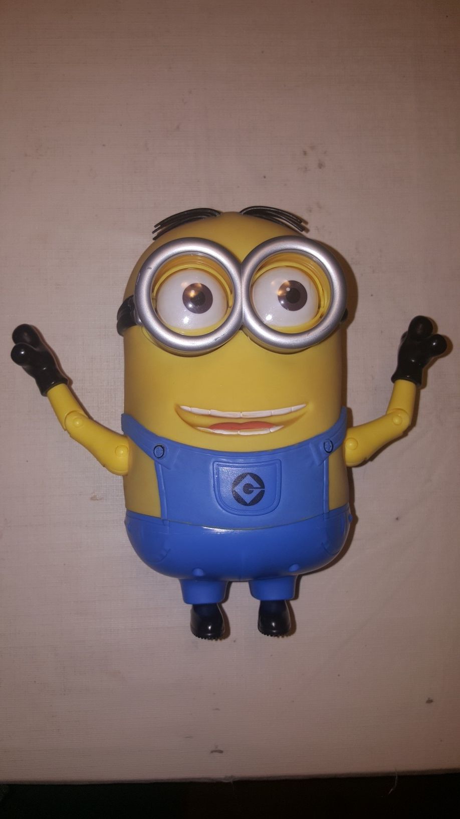 Despicable Me Talking 8" Dave Minion Toy