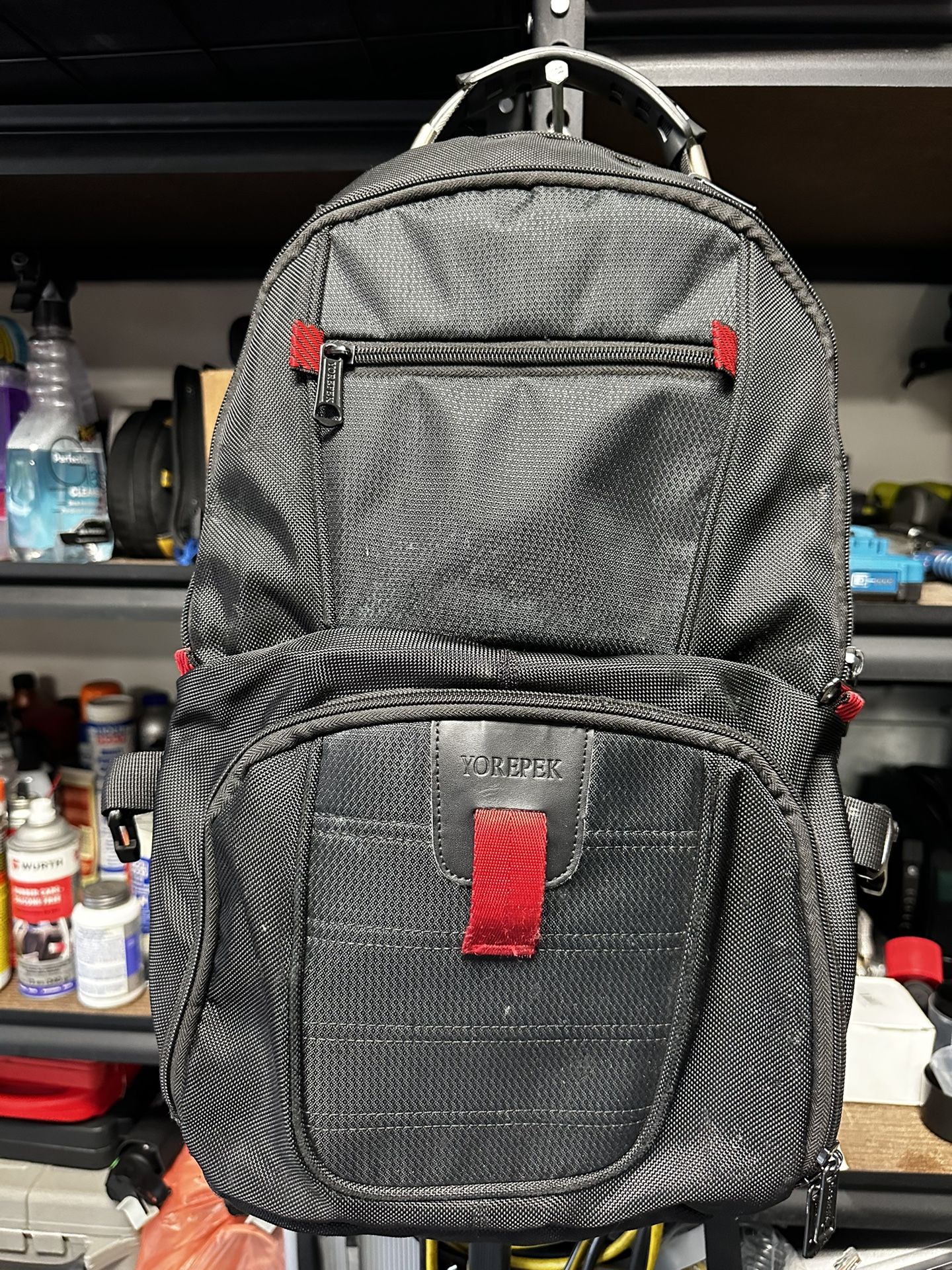 Yorepek 18.4 inch Laptop Backpack with USB Charger Port.