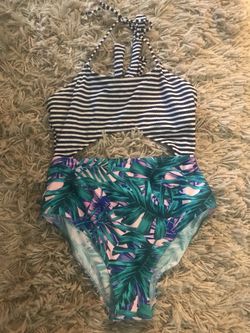 Bathing suit