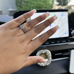 Engagement/wedding Ring