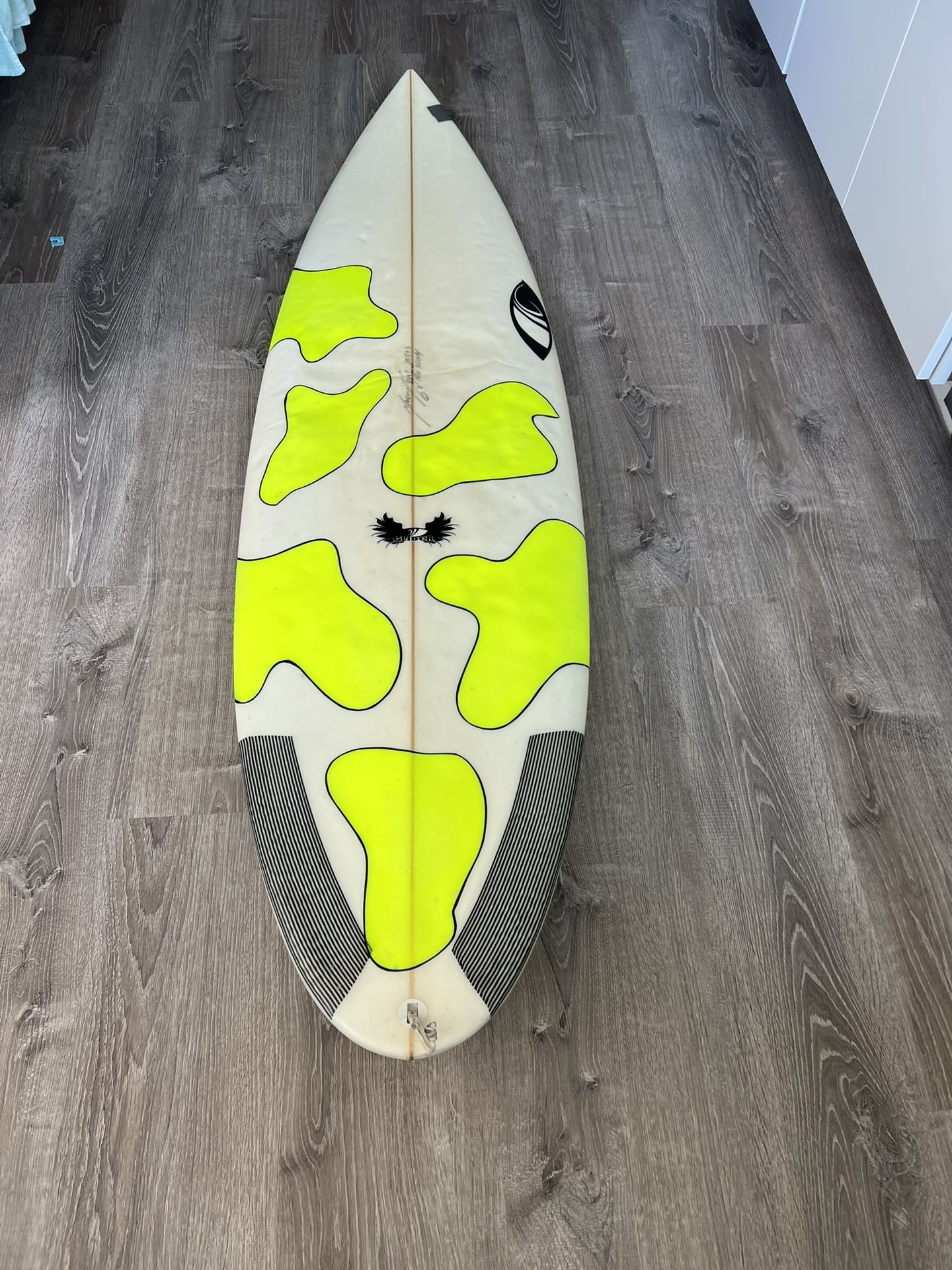 6’2” Sharp Eye Surfboard