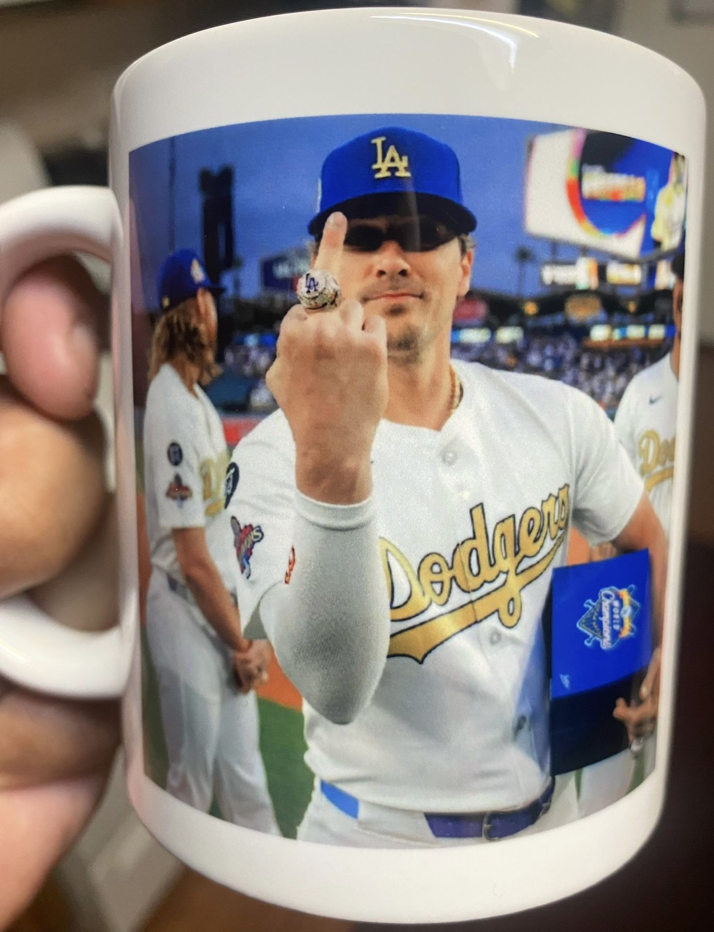 Los Angeles Dodgers Coffee Mug Hello Kitty Tea Fan Gift Ohtani World Series Memorabilia