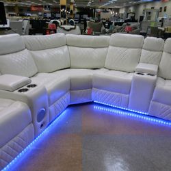 Bluetooth Luxe Leather Sofa Recliner