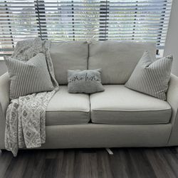 City Furniture Sofa 