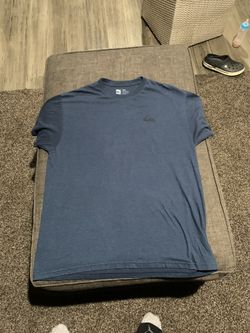 Quick silver t shirt and shorts