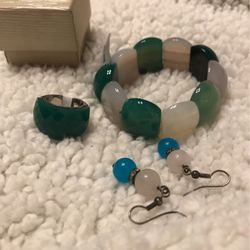 Bracelet, Ring Size 8 New Thru In Earrings $15