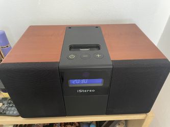 iStereo - iPod MP3 AM/FM Radio Player & Clock