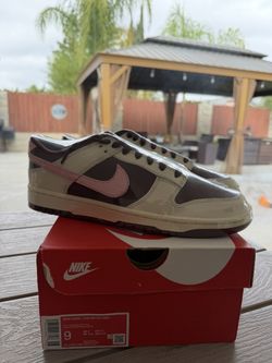 Nike Dunk Low Retro PRM Valentine’s Day (2023)