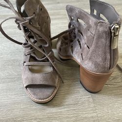 Lace-Up Sandal Booties Tan - size 6 shoes